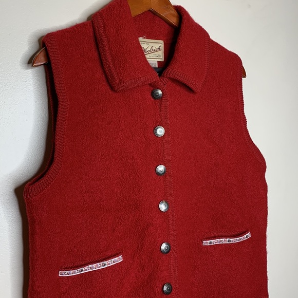 Woolrich | Red Silver Button Adorned Wool Vest Collared With Pockets Floral Trim - Picture 2 of 11